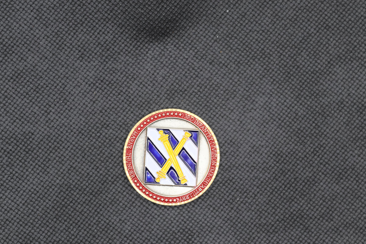 US Army 3rd Infantry Division 3rd ID Division Artillery (DIVARTY) "Marne Thunder" Coin of Excellence