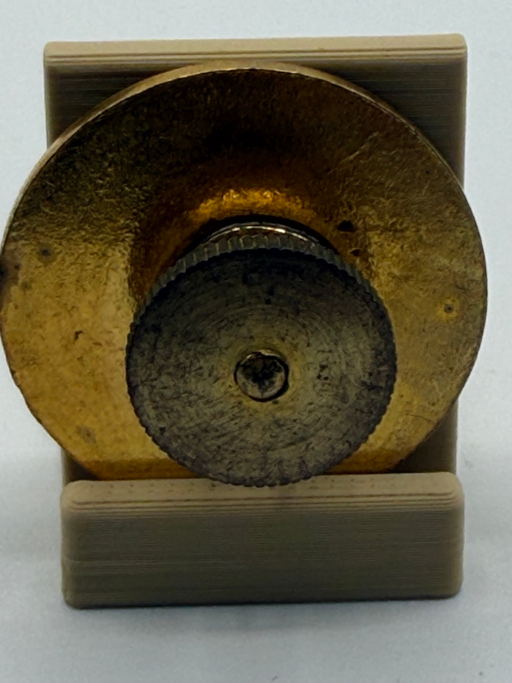 U.S. Army Infantry Collar Disk – Crossed Rifles with “G” Designation (WWII–Post‑War Era)