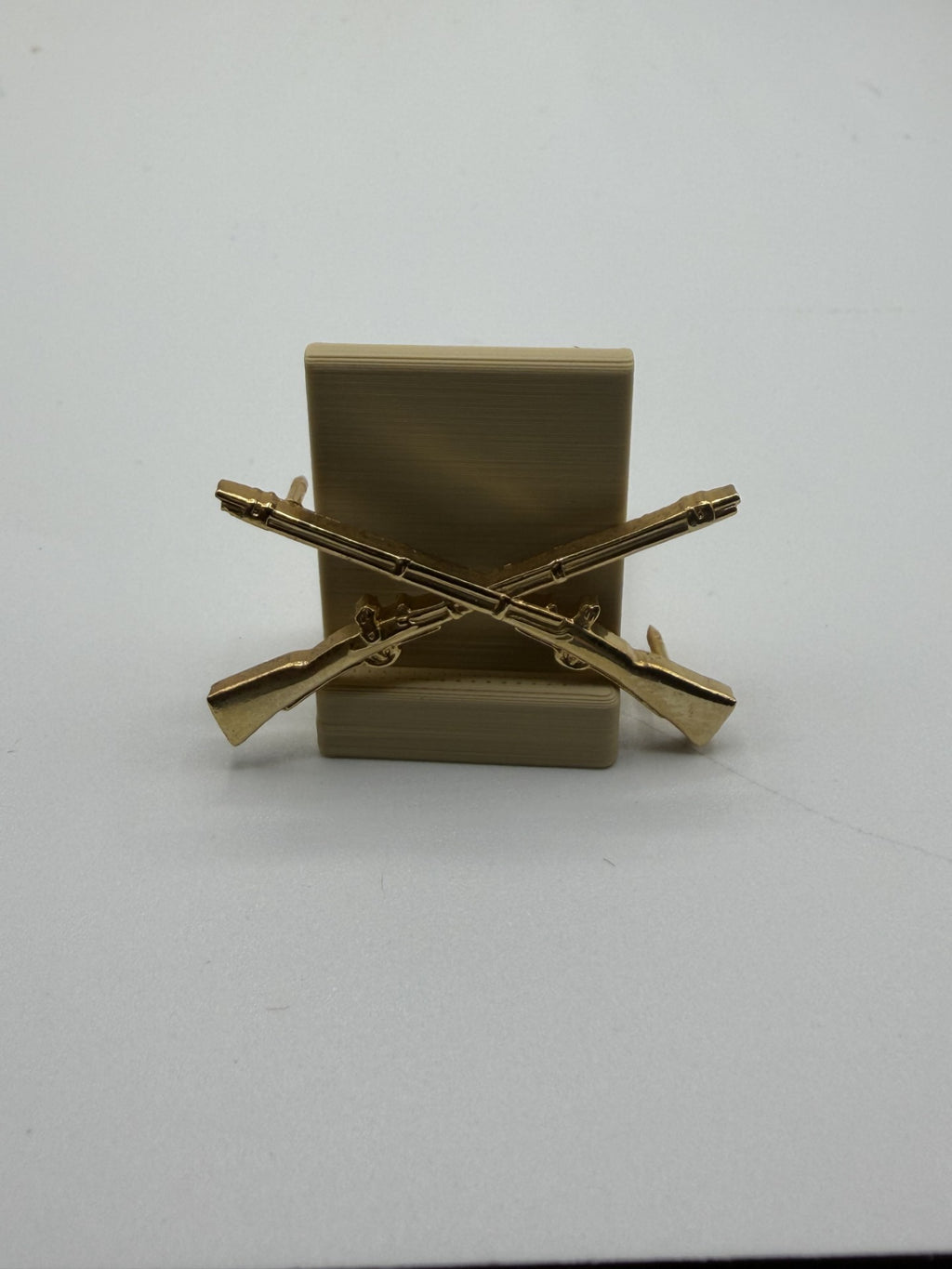 Vintage U.S. Army Infantry Crossed Rifles Branch Insignia Pair | Unmarked Clutch Back Set