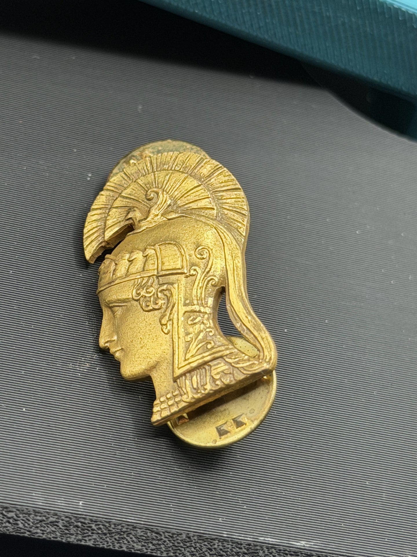 Women's Army Corps (WAC) Branch Insignia — Officer — Gold-Colored — Highly Detailed — Single